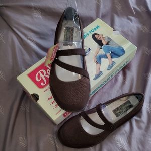 Skechers Sport Women's Breathe Easy Lovestory Mary Jane Flat